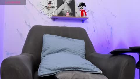 Snapshot of smitgrey chatting on January 11, 5:41 am SMIT online show from January 11, 5:41 am