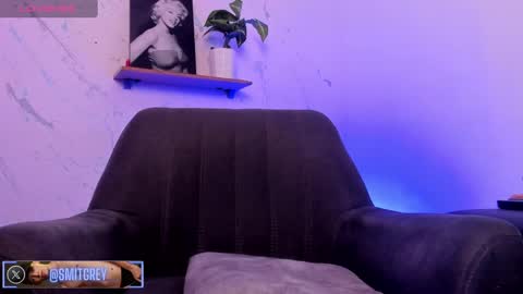 Snapshot of smitgrey chatting on February 25, 5:04 pm SMIT online show from February 25, 5:04 pm