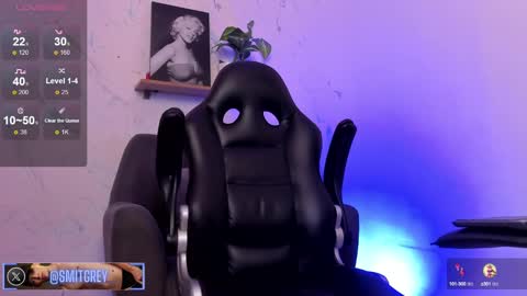 Snapshot of smitgrey chatting on March 5, 3:08 am SMIT online show from March 5, 3:08 am