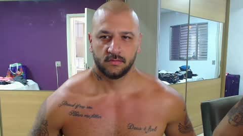 Snapshot of smithduke chatting on December 2, 1:46 pm smithduke online show from December 2, 1:46 pm