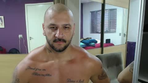 Snapshot of smithduke chatting on February 8, 5:39 pm smithduke online show from February 8, 5:39 pm