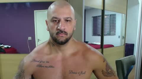 Snapshot of smithduke chatting on February 13, 3:24 pm smithduke online show from February 13, 3:24 pm