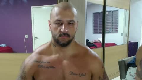 Snapshot of smithduke chatting on February 14, 3:43 am smithduke online show from February 14, 3:43 am