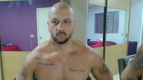 Snapshot of smithduke chatting on February 20, 11:54 pm smithduke online show from February 20, 11:54 pm