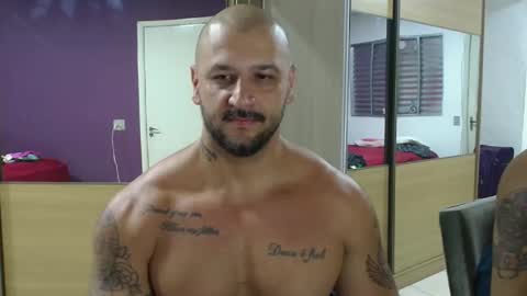 Snapshot of smithduke chatting on February 21, 11:54 pm smithduke online show from February 21, 11:54 pm