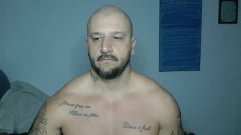 Snapshot of smithduke chatting on October 24, 3:03 am smithduke online show from October 24, 3:03 am