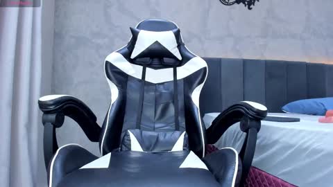 Smith Watson online show from March 3, 9:59 pm