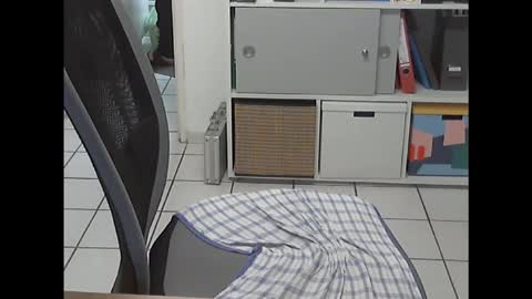 smo0thie online show from November 1, 12:01 am