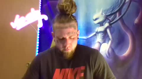 smoke online show from March 1, 11:18 pm