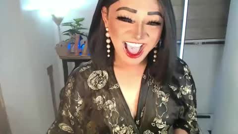 Snapshot of smokeprincess chatting on January 5, 12:52 am Amanda online show from January 5, 12:52 am