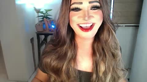 Snapshot of smokeprincess chatting on January 21, 2:15 pm Amanda online show from January 21, 2:15 pm