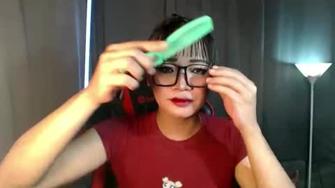 Snapshot of smokeprincess chatting on September 20, 4:19 pm Amanda online show from September 20, 4:19 pm
