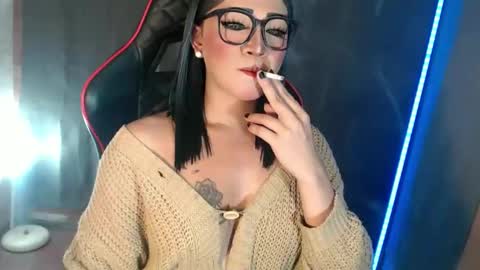 Amanda online show from April 22, 2:29 pm