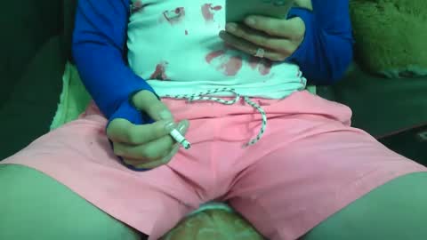 Snapshot of smoker2929 chatting on November 26, 6:36 am smoker2929 online show from November 26, 6:36 am