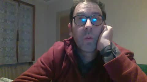 Snapshot of smokered100s chatting on February 13, 10:17 pm luca online show from February 13, 10:17 pm