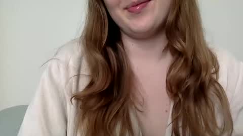 Snapshot of smokeshow3 chatting on January 9, 8:44 pm smokeshow3 online show from January 9, 8:44 pm