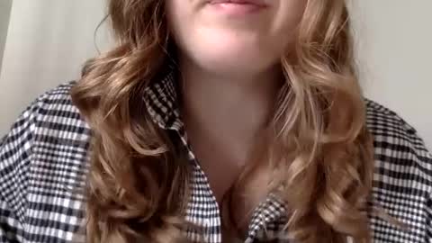 Snapshot of smokeshow3 chatting on February 24, 4:47 pm smokeshow3 online show from February 24, 4:47 pm