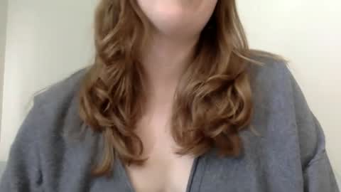 Snapshot of smokeshow3 chatting on February 25, 6:42 pm smokeshow3 online show from February 25, 6:42 pm