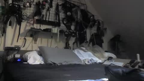 smokeslut365 online show from February 15, 11:14 pm