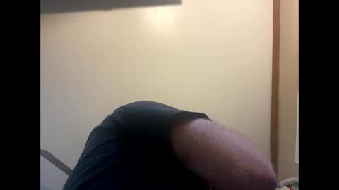 Snapshot of smokeymt420 chatting on December 31, 8:02 pm smokeymt420 online show from December 31, 8:02 pm