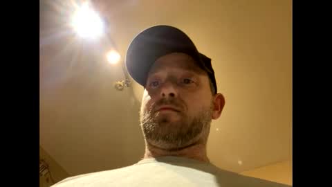 Snapshot of smokeymt420 chatting on January 9, 5:23 am smokeymt420 online show from January 9, 5:23 am