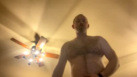 Snapshot of smokeymt420 chatting on January 22, 7:35 am smokeymt420 online show from January 22, 7:35 am