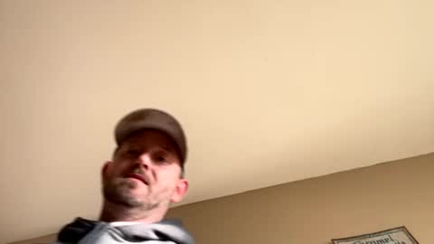 Snapshot of smokeymt420 chatting on January 28, 1:27 pm smokeymt420 online show from January 28, 1:27 pm