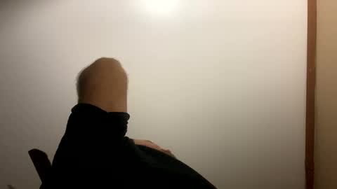 Snapshot of smokeymt420 chatting on February 12, 10:14 am smokeymt420 online show from February 12, 10:14 am