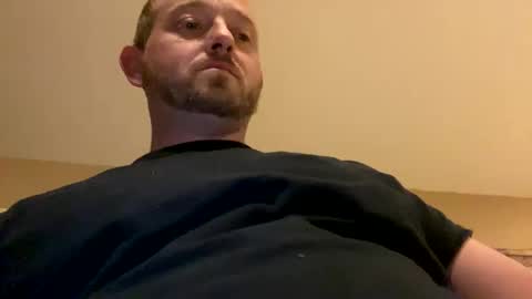 Snapshot of smokeymt420 chatting on February 16, 5:37 am smokeymt420 online show from February 16, 5:37 am