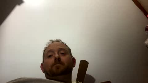 Snapshot of smokeymt420 chatting on February 17, 9:03 am smokeymt420 online show from February 17, 9:03 am