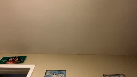 Snapshot of smokeymt420 chatting on March 6, 5:03 am smokeymt420 online show from March 6, 5:03 am