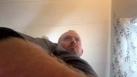 smokeymt420 online show from December 2, 7:20 pm