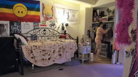 Snapshot of smokihippi chatting on January 22, 9:46 am Big Dawg online show from January 22, 9:46 am