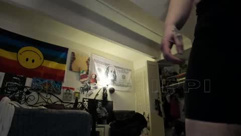 Snapshot of smokihippi chatting on February 10, 11:13 pm Big Dawg online show from February 10, 11:13 pm