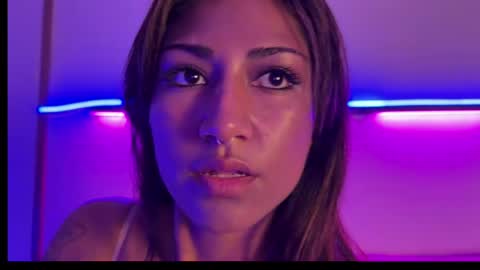 Carolina online show from April 21, 2:51 am