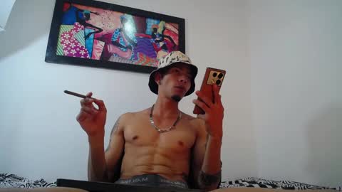 Snapshot of smooke_skinny chatting on September 11, 6:52 pm Daniel Aston online show from September 11, 6:52 pm