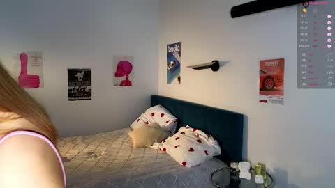 Snapshot of smoothnesss chatting on November 9, 8:12 am Eva online show from November 9, 8:12 am