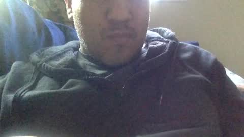 Snapshot of smoothstrik3r chatting on December 31, 6:35 pm smoothstrik3r online show from December 31, 6:35 pm