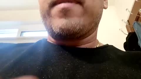 Snapshot of smoothstrik3r chatting on January 7, 12:24 am smoothstrik3r online show from January 7, 12:24 am