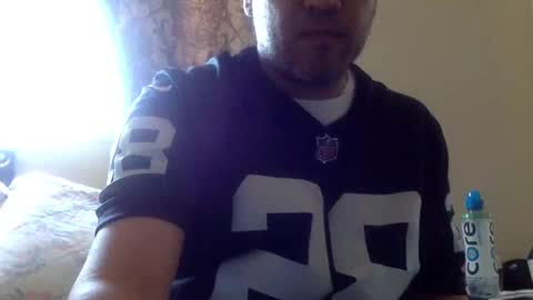 Snapshot of smoothstrik3r chatting on January 10, 8:37 pm smoothstrik3r online show from January 10, 8:37 pm