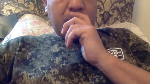 Snapshot of smoothstrik3r chatting on February 16, 4:21 pm smoothstrik3r online show from February 16, 4:21 pm