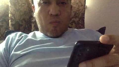 Snapshot of smoothstrik3r chatting on March 5, 9:15 pm smoothstrik3r online show from March 5, 9:15 pm