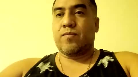 Snapshot of smoothstrik3r chatting on October 5, 6:45 am smoothstrik3r online show from October 5, 6:45 am