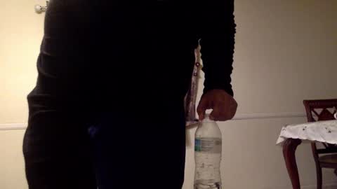 Snapshot of smoothstrik3r chatting on October 15, 11:54 am smoothstrik3r online show from October 15, 11:54 am