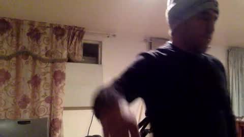 Snapshot of smoothstrik3r chatting on October 19, 1:01 pm smoothstrik3r online show from October 19, 1:01 pm