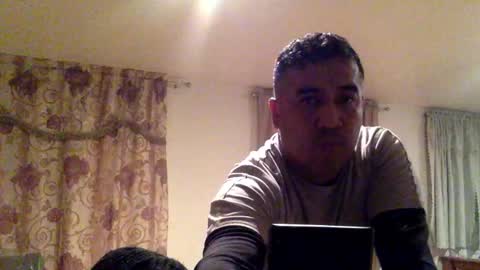 Snapshot of smoothstrik3r chatting on November 5, 1:33 pm smoothstrik3r online show from November 5, 1:33 pm