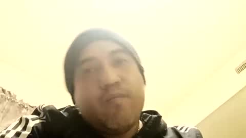 Snapshot of smoothstrik3r chatting on November 7, 1:55 pm smoothstrik3r online show from November 7, 1:55 pm