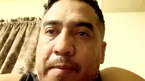 Snapshot of smoothstrik3r chatting on November 9, 6:44 am smoothstrik3r online show from November 9, 6:44 am