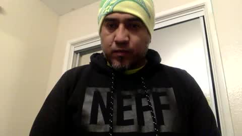 Snapshot of smoothstrik3r chatting on November 25, 2:28 pm smoothstrik3r online show from November 25, 2:28 pm