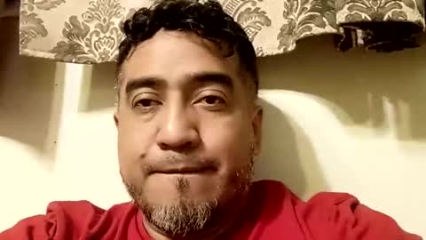 Snapshot of smoothstrik3r chatting on November 27, 7:54 am smoothstrik3r online show from November 27, 7:54 am